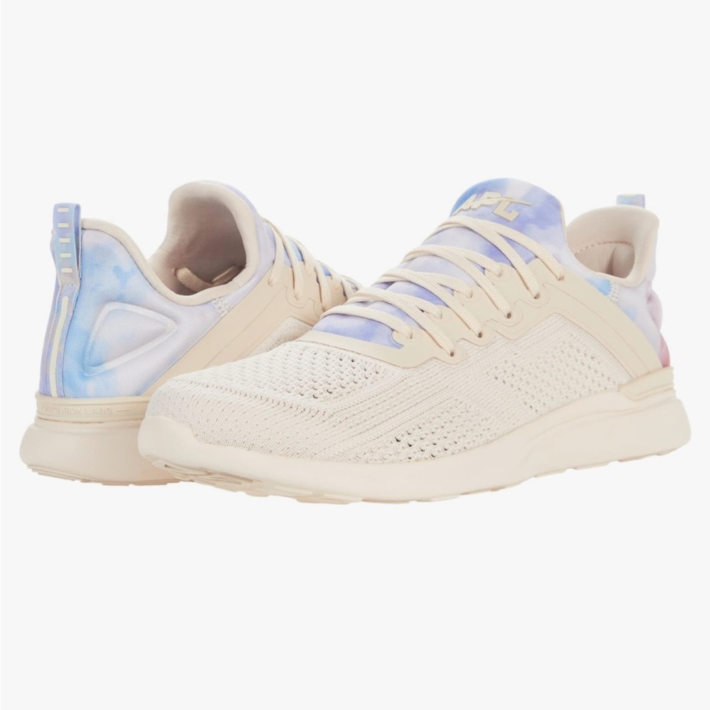 APL Women's Sz 5 Techloom Tracer Shoes In Warm Silk/Ice Blue/Tie-Dye $280 MSRP